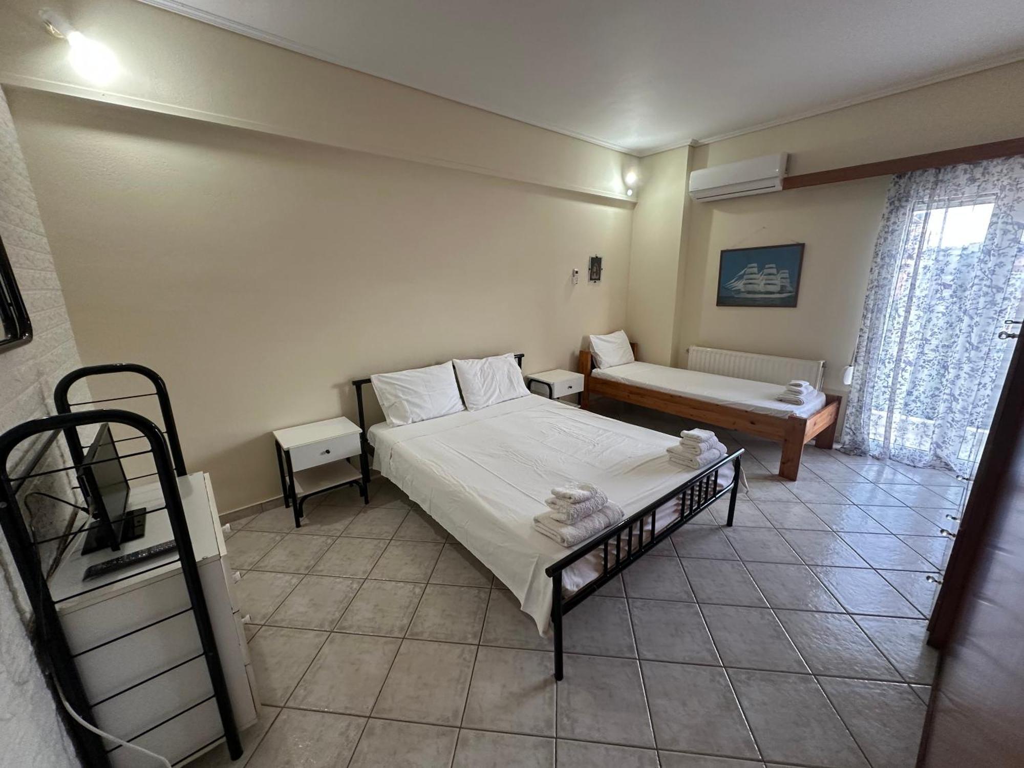 Mariangela Apartments Ликсури Экстерьер фото
